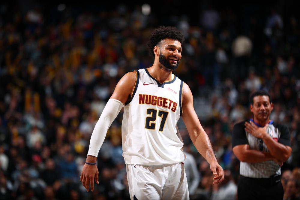 孙铭徽发红 孙铭徽发红