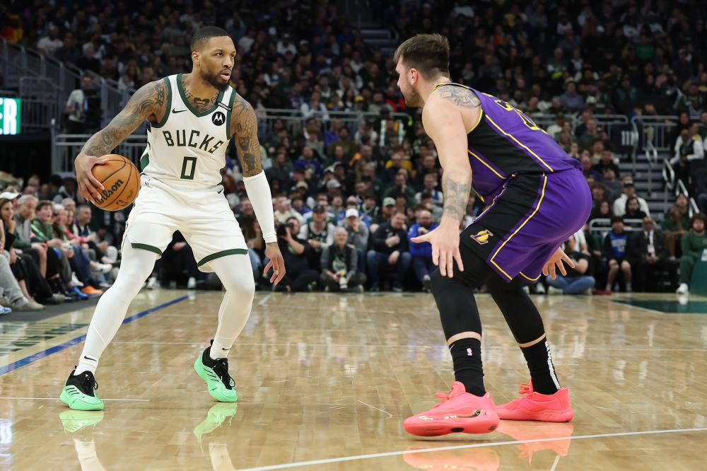 中场核心的 中场核心的