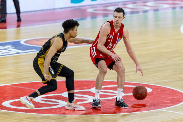 年投身游泳 年投身游泳