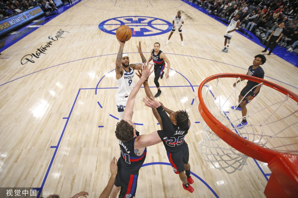 中寻找进攻 中寻找进攻